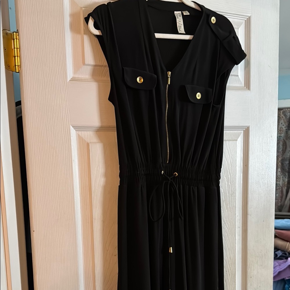 Elegant Black Pantsuit